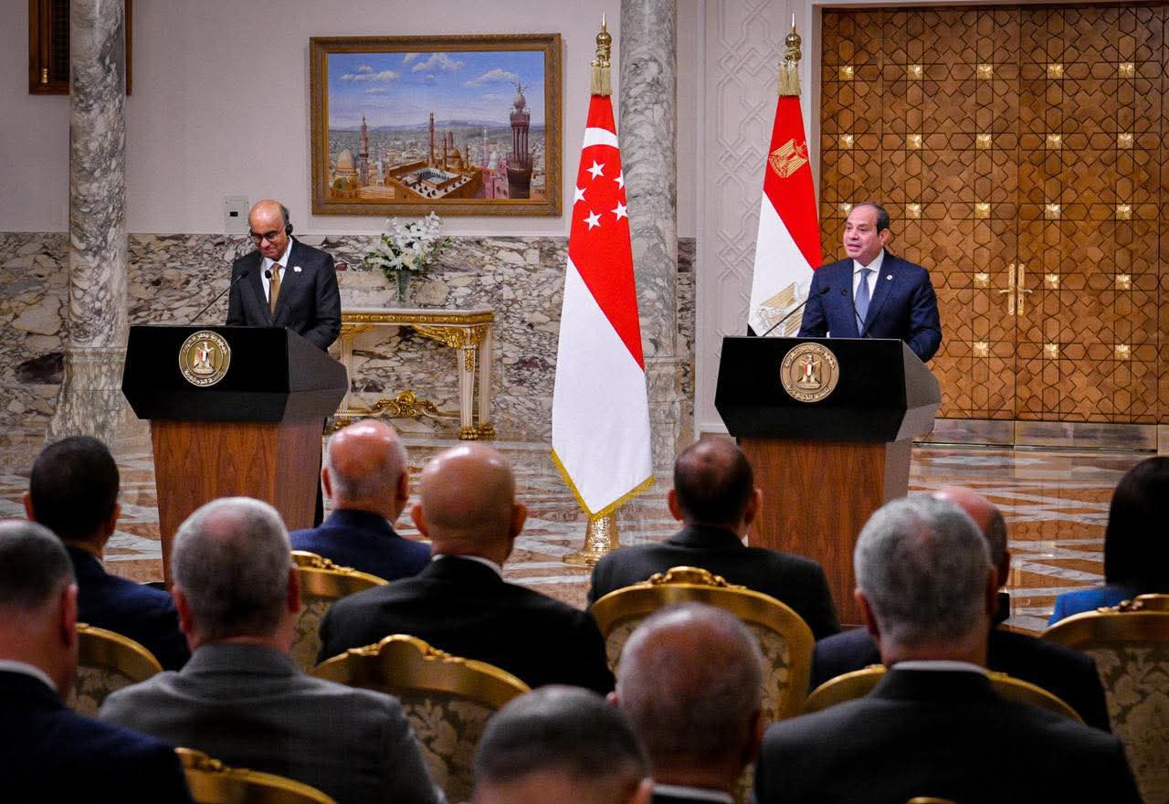مصر وسنغافورة يوقعان مذكرات تفاهم في عدة مجالات