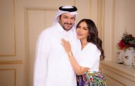 أحلام الشامسي تخطف الأنظار بغزلها لزوجها على مسرح 