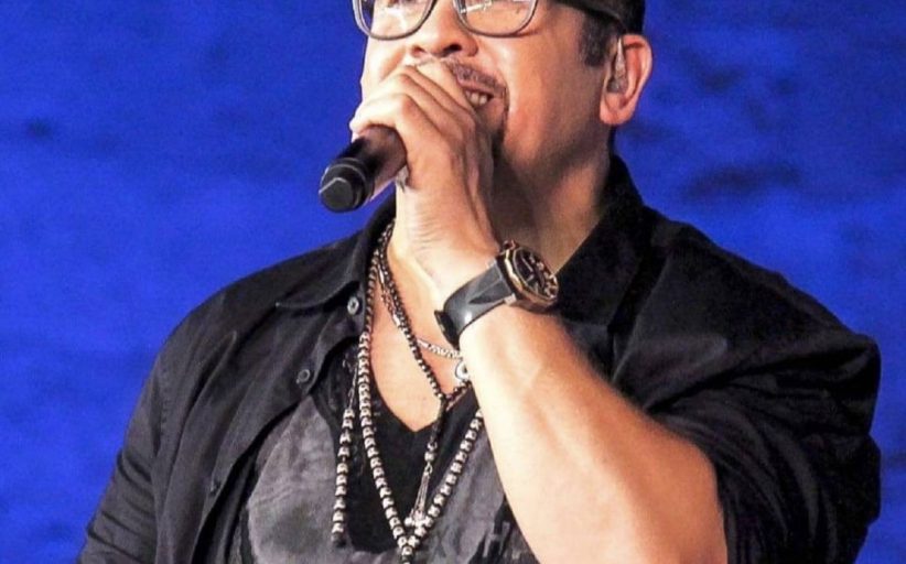 هشام عباس يوجّه رسالة لشيرين عبد الوهاب.. والفنانة تنفي شائعات حفلاتها مع فضل شاكر