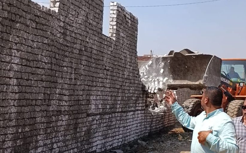 محافظ الجيزة يتابع تنفيذ إزالة 27 حالة تعدي على أملاك الدولة والأراضي الزراعية