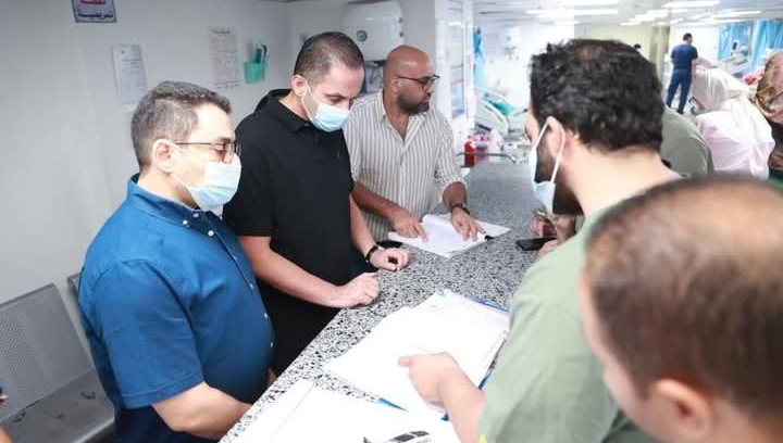 نائب وزير الصحة يجري جولة تفقدية مفاجئة لمستشفيي التأمين الصحي والصدر بالمنيا