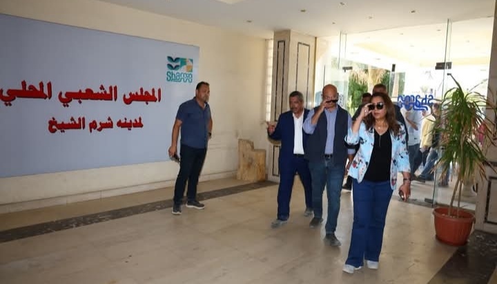 وزيرة التنمية توجه بتغطية شاملة للمركز التكنولوجي المتنقل في جنوب سيناء