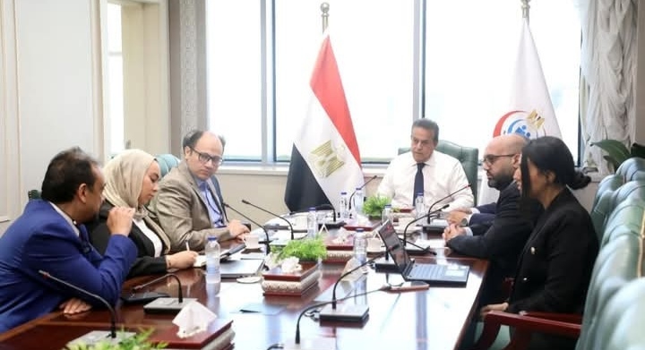 وزير الصحة يتابع خطة توسعية لتطوير منظومة الرعايات والحضانات والطوارئ بجميع المحافظات