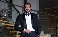عمرو يوسف يكشف أول تعامل مع نور الشريف أمام الكاميرا