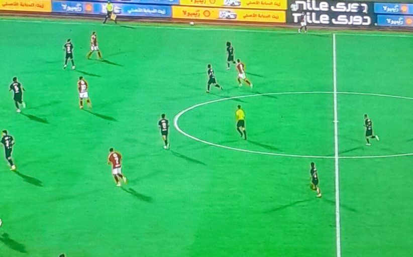 الأهلي يقلب الطاولة ويفوز بثنائية على الزمالك في قمة الدوري