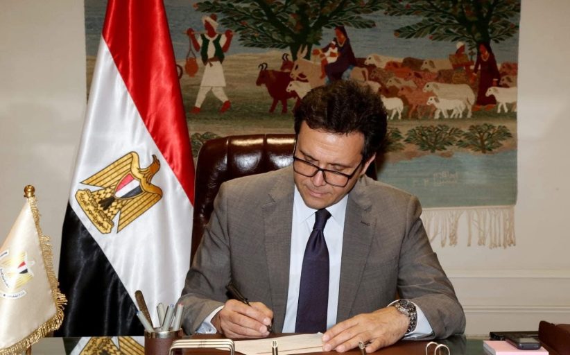 وزير الثقافة يعلن برنامج احتفالات أكتوبر تحت شعار 