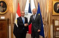 وزير الخارجية يلتقى نظيره الفرنسي لتجديد العلاقات المتميزة بين مصر وفرنسا