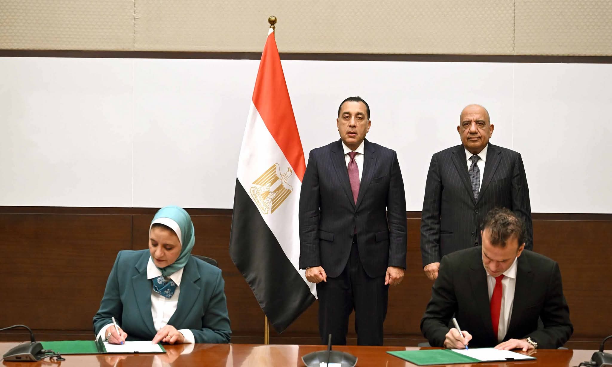 توقيع اتفاقية تعاون بين الشركة المصرية لنقل الكهربائي وشركة 