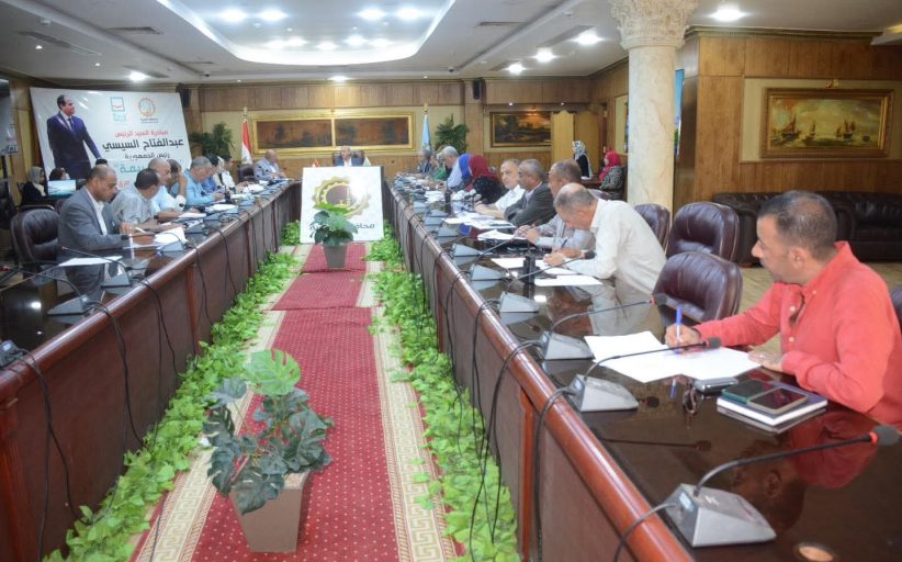 محافظ الغربية يعتمد تعريفة جديدة لسيارات الأجرة والتوكتوك