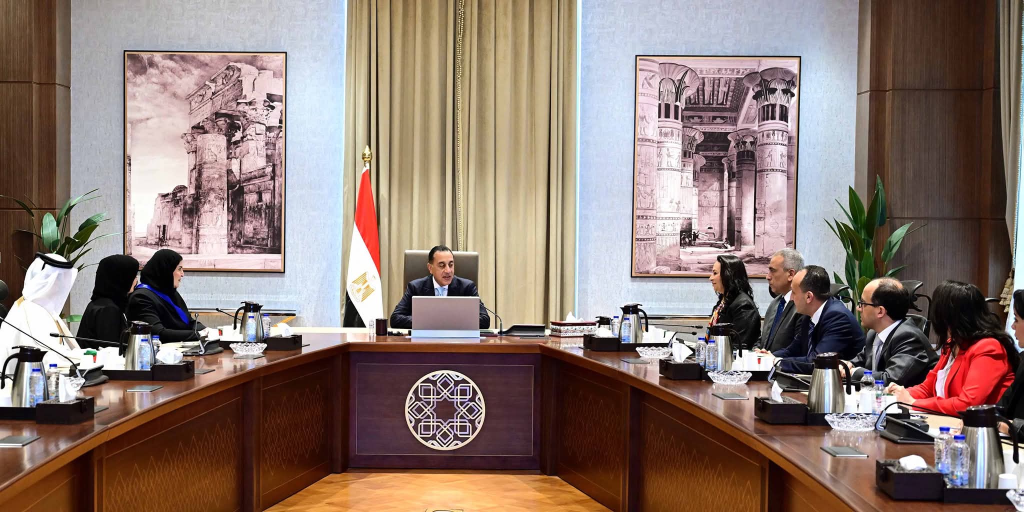 رئيس الوزراء يبحث مع وزيرة الدولة للتعاون الدولي بالخارجية القطرية ادخال المساعدات لقطاع غزة