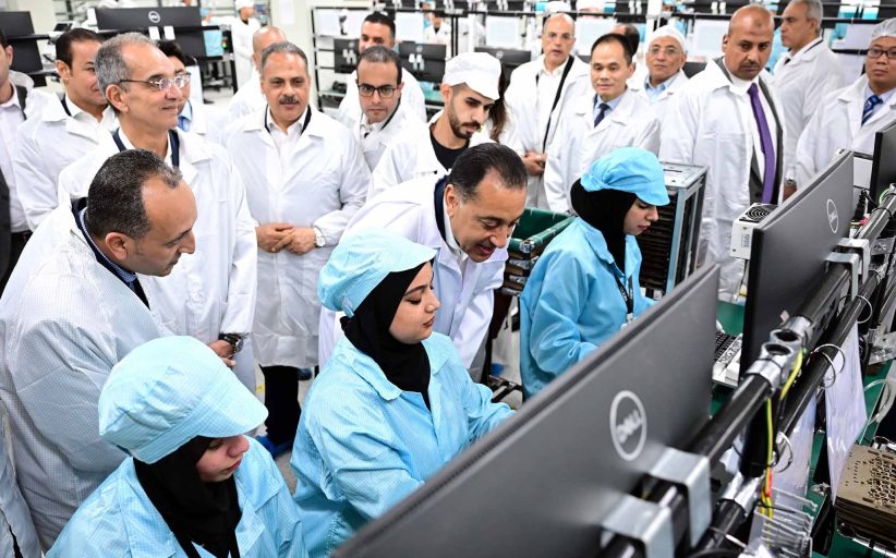 رئيس الوزراء يفتتح مصنع شركة 