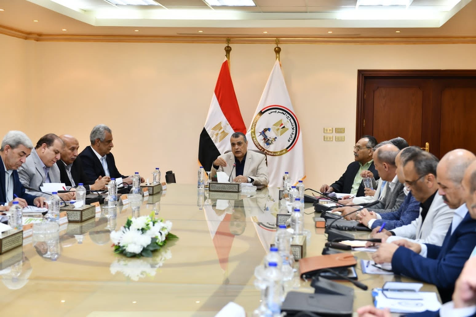 وزير الإنتاج الحربي : مهتمون بزيادة نسب تعميق التصنيع المحلي والسعي إلى عقد الشراكات مع مختلف المؤسسات الوطنية والعالمية