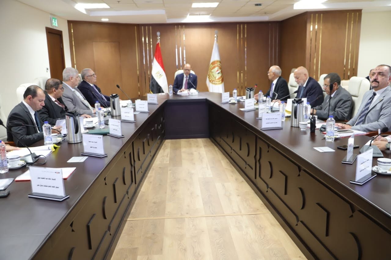 وزير العمل: أنفق