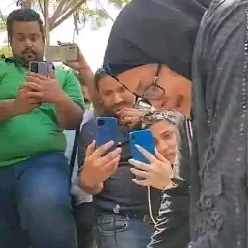لا يصلح للنشر.. شبح الترند وهوس الصفحة الأولى يسلب كل أشكال الإنسانية