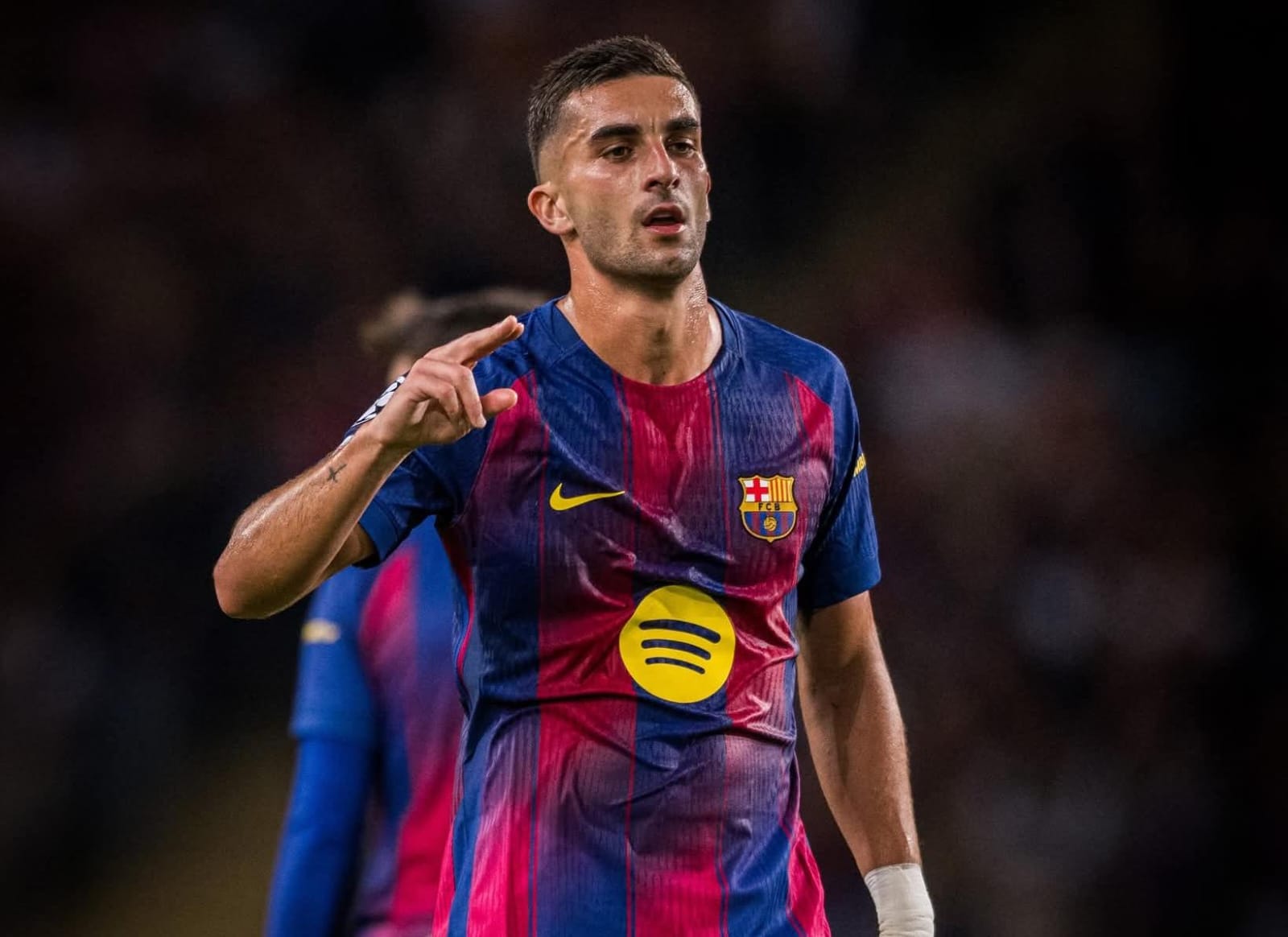 تعادل مثير بين برشلونة وباريس سان جيرمان في الشوط الأول من الجولة الثانيه في دوري الأبطال