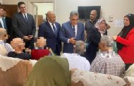 محافظ الدقهلية يزور دار التكافل بالمنزلة في اليوم العالمي لكبار السن