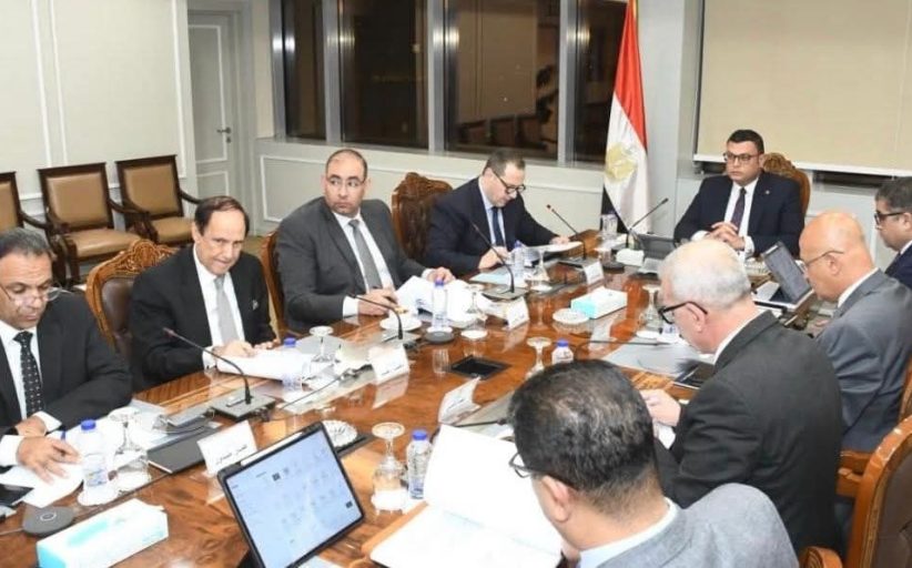 وزير الإسكان: منح تيسيرات في سداد المستحقات المالية المتأخرة على الوحدات والمحال وقطع الأراضي والفيلات 