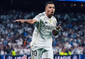 كيليان مبابي لاعب ريال مدريد