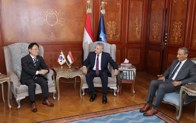 تعاون مصري كوري لتعزيز الصناعات البحرية والتحول الأخضر بقناة السويس