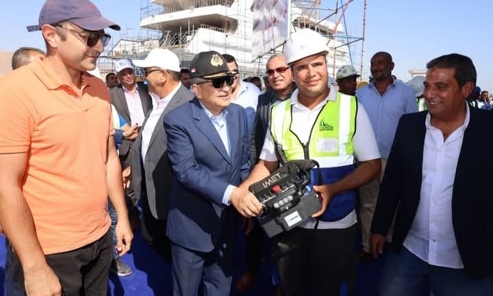 انطلاقة جديدة للصناعة البحرية المصرية.. قاطرتان جديدتان تنضمان لأسطول قناة السويس