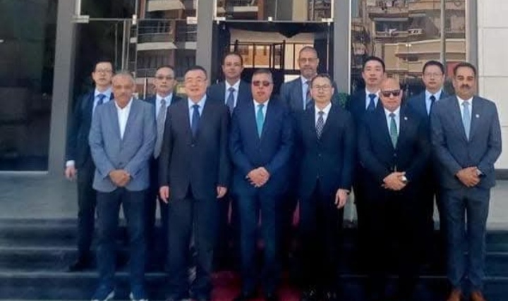 اقتصادية قناة السويس تبحث مع وفد صيني من شنغهاي تعزيز التعاون في المواني والخدمات اللوجستية