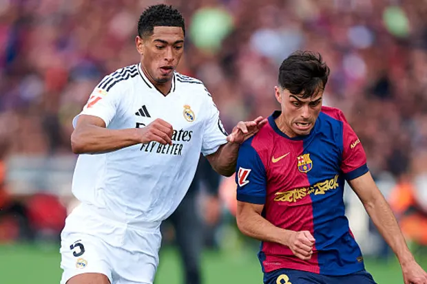 برشلونة يقع في فخ الهزيمة أمام ريال مدريد بالدوري الإسباني