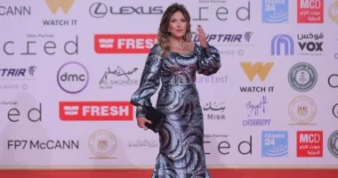 صابرين تتألق بإطلالة مبهرة وحضور ساحر في مهرجان القاهرة السينمائي