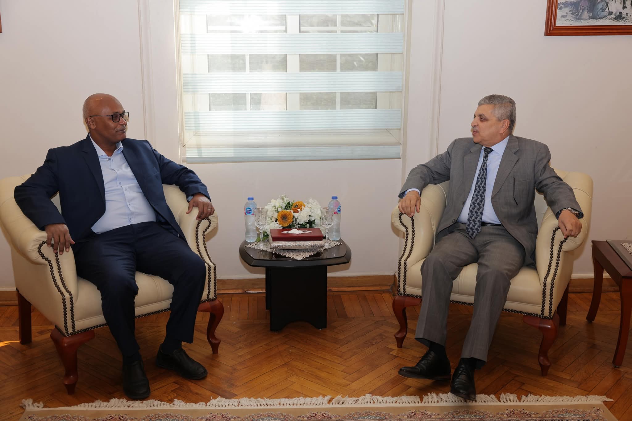 أسامة ربيع يبحث مع هيئة الموانئ البحرية السودانية سبل تعزيز التعاون المشترك