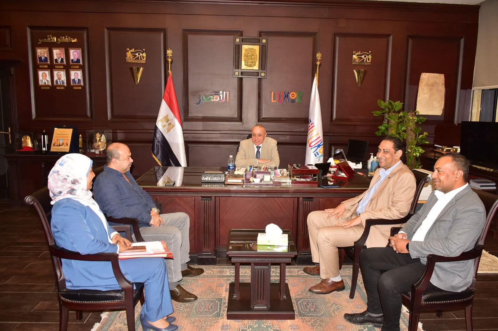 محافظ الأقصر يبحث مع نقابة المهندسين التعاون لتكون استشاريًا عامًا لمشروعات المحافظة