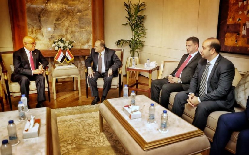 رئيس هيئة الدواء المصرية يستقبل وزير صحة العراق لتعزيز التعاون الدوائي المشترك
