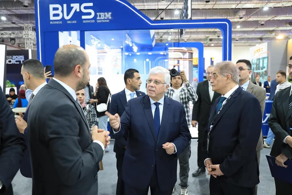 وزير التعليم العالي يعلن إنطلاق منصة وطنية جديدة للحوسبة المتقدمة