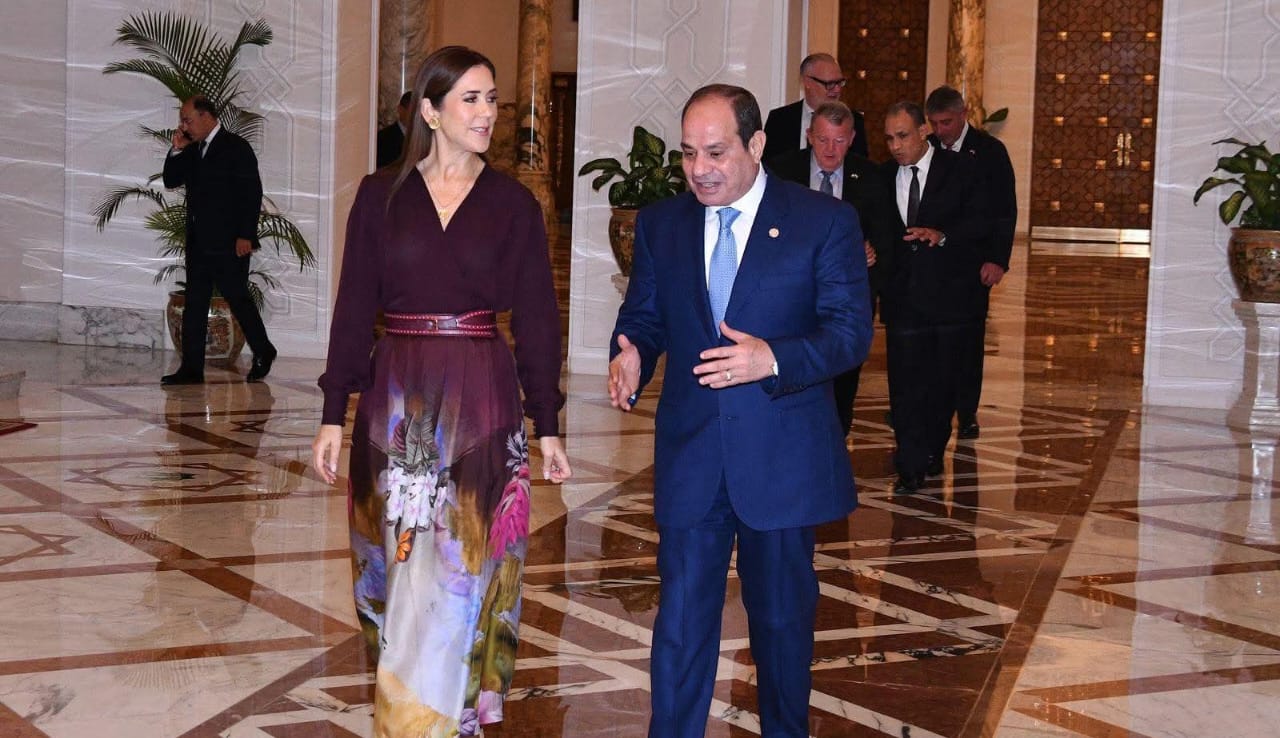 الرئيس السيسي يبحث مع ملكة الدنمارك القضايا الإقليمية ذات الاهتمام المشترك