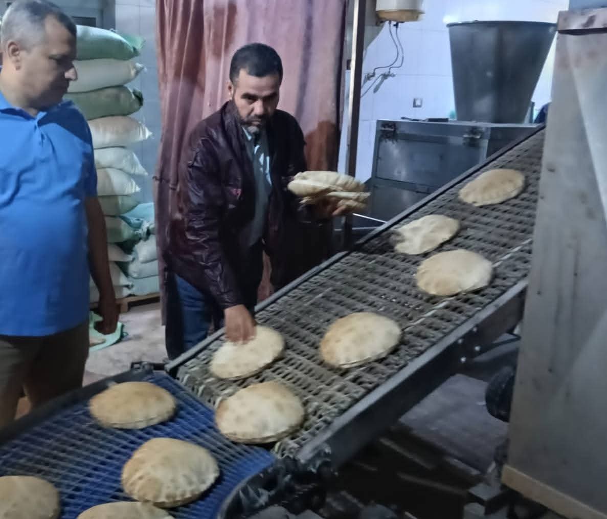 تحرير 7 تقارير تموينية لمخالفات المخابز في حوش عيسى بالبحيرة