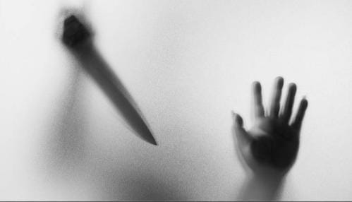 طيب واجتماعي وحسن سير وسلوك.. أخصائي الطب النفسي يكشف حقيقة القناع الخفي للقتلة المتسلسلون 