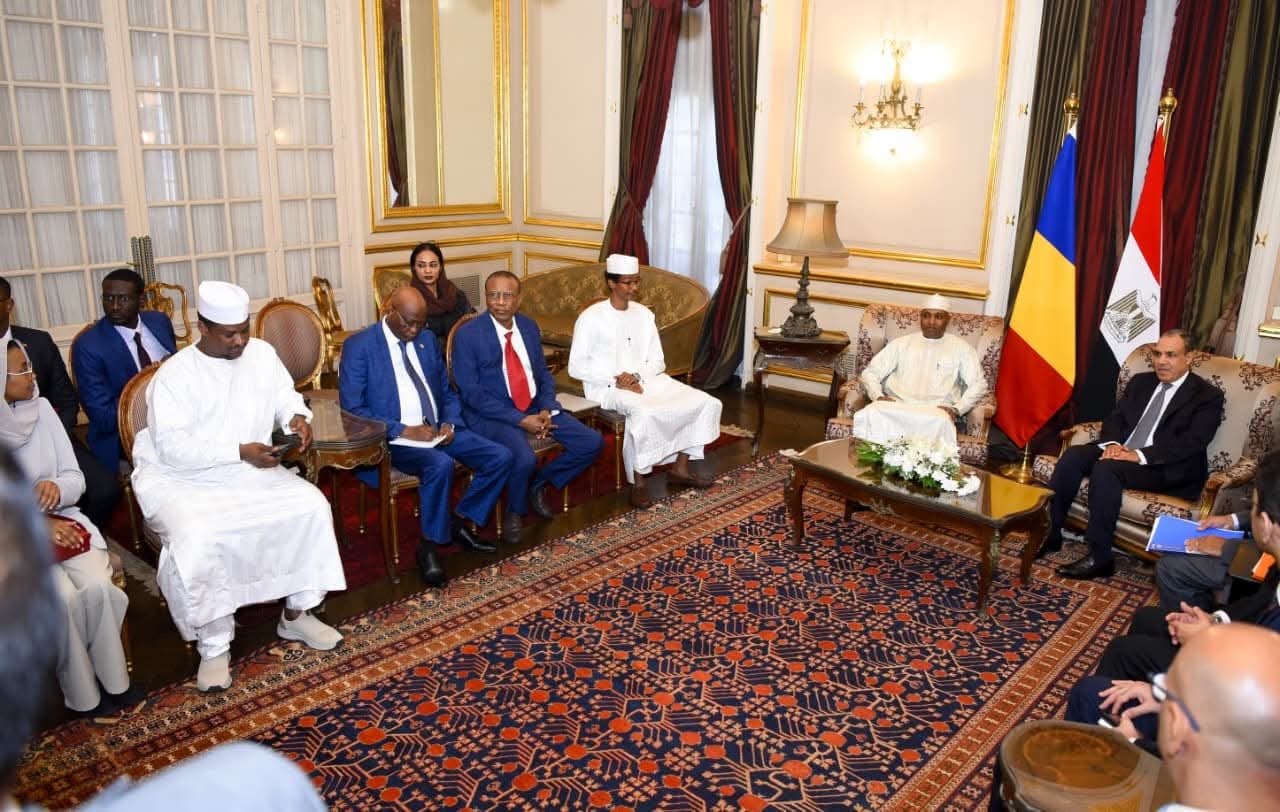 وزير الخارجية يستقبل نظيره التشادي لبحث أبرز القضايا الإقليمية ذات الاهتمام المشترك