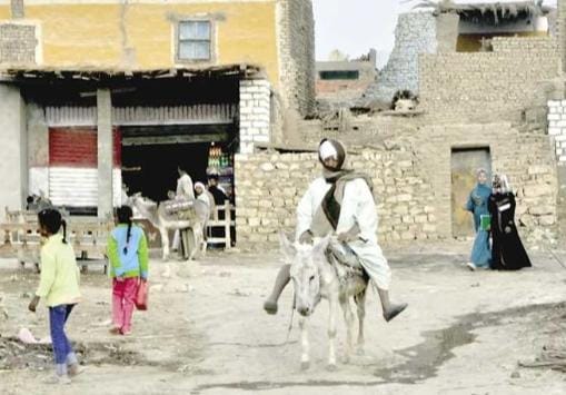 تأثير السوشيال ميديا والهجرة الداخلية على عادات القرى المصرية