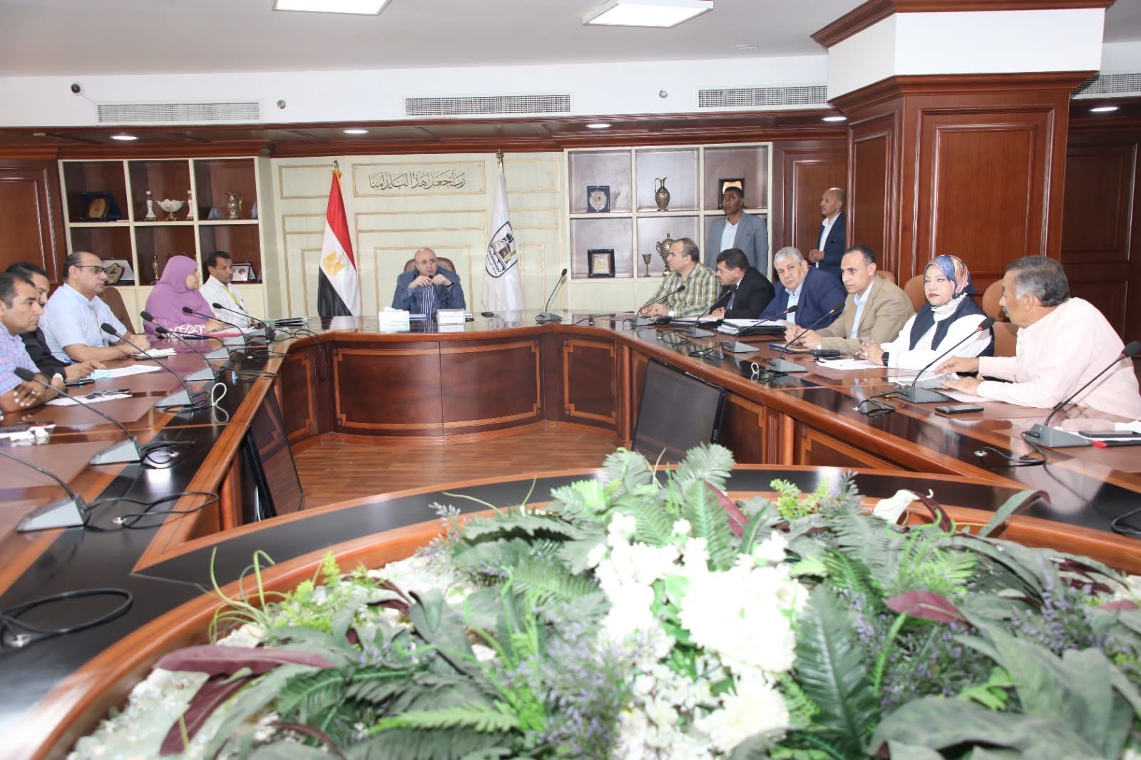 على الأرض وبلا تأجيل.. قرارات عاجلة من محافظ بني سويف لحل مشكلات المواطنين