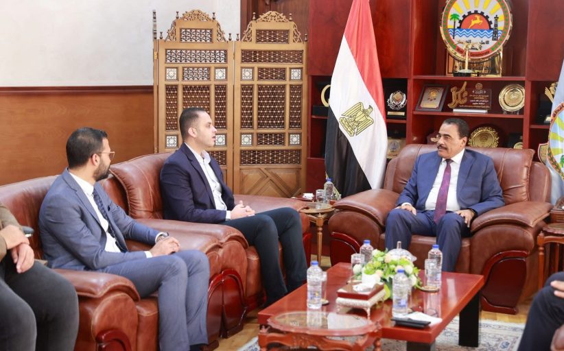 نائب وزير الصحة يتابع المشروعات الصحية بمحافظة مطروح