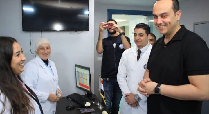 رئيس الهيئة العامة للرعاية الصحية يتابع تطوير الخدمات بمستشفى شرم الشيخ الدولي