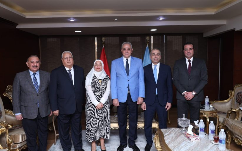 رئيس البنك الزراعي المصري يلتقي محافظ الغربية لدعم جهود تحقيق التنمية الزراعية وتحفيز الاستثمار في القطاعات الإنتاجية بالمحافظة