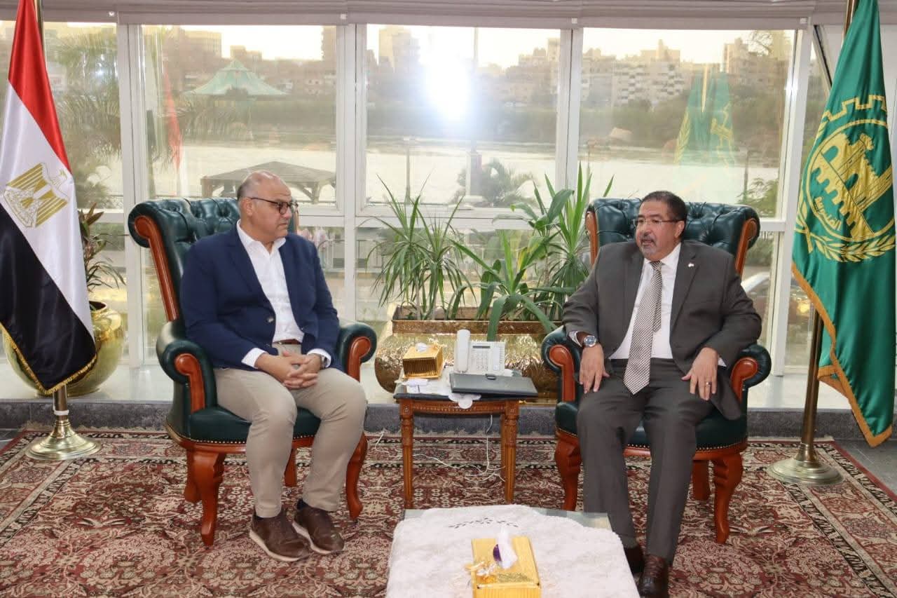 محافظ القليوبية يتابع تنفيذ مبادرة 