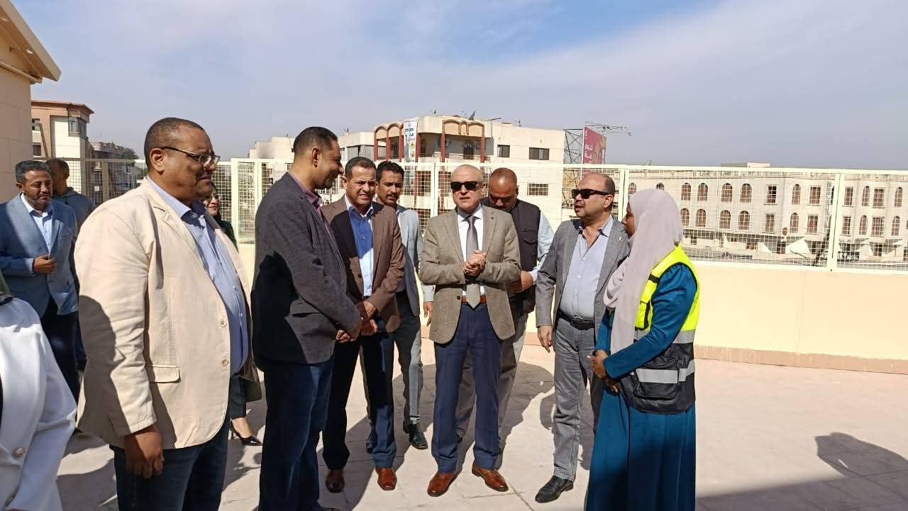 محافظ الأقصر يفتتح المرحلة الأولى من تطوير مكتبة مصر العامة احتفالًا بالعيد القومي