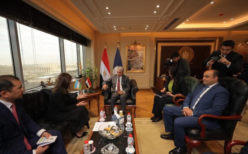 مصر وأوزبكستان يبحثان أوجه التعاون المشترك في مجال العمل الاثري