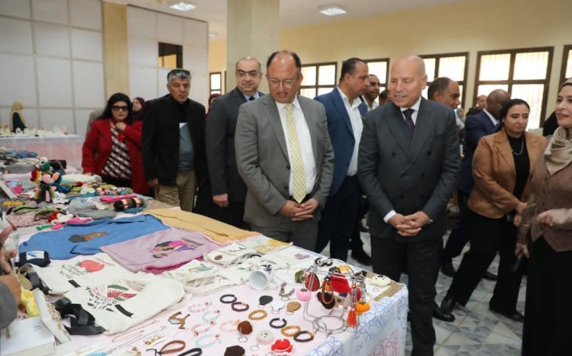 محافظ القاهرة يفتتح معرض السلع الغذائية بجامعة العاصمة لدعم الطلاب