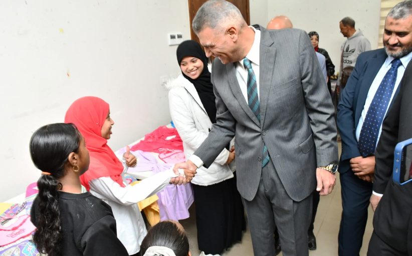 محافظ أسوان يشارك ذوي الهمم احتفالهم العالمي ويؤكد دعم الدولة الكامل