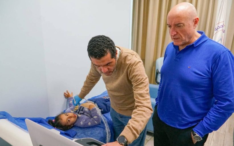 الرعاية الصحية: زيارة الخبير الإسباني تمثل خطوة مهمة في تطوير خدمات القلب والقسطرة التداخلية 