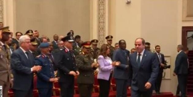 الرئيس السيسي يشهد افتتاح المعرض الدولي الرابع للصناعات الدفاعية