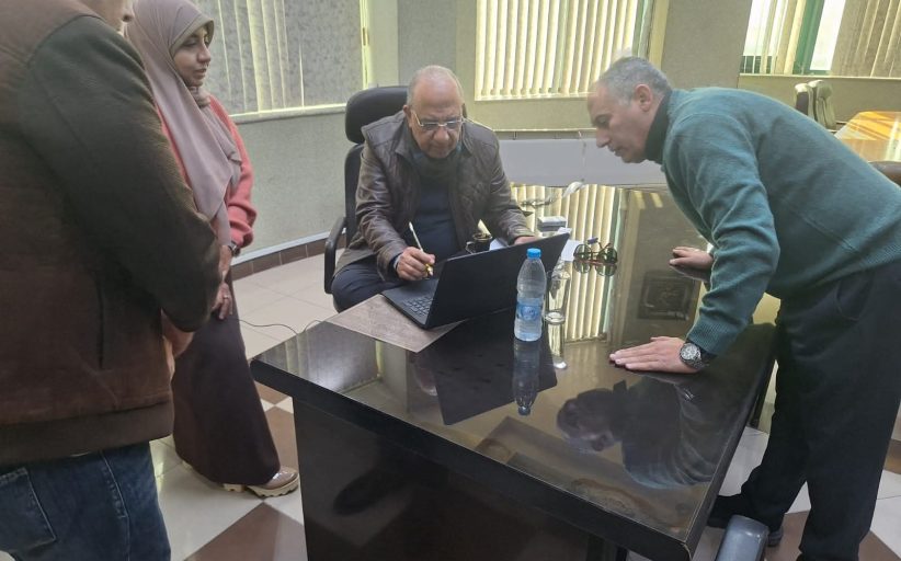 وزير الكهرباء يتفقد قطاع شبكات المدن الجديدة بمدينة العاشر من رمضان