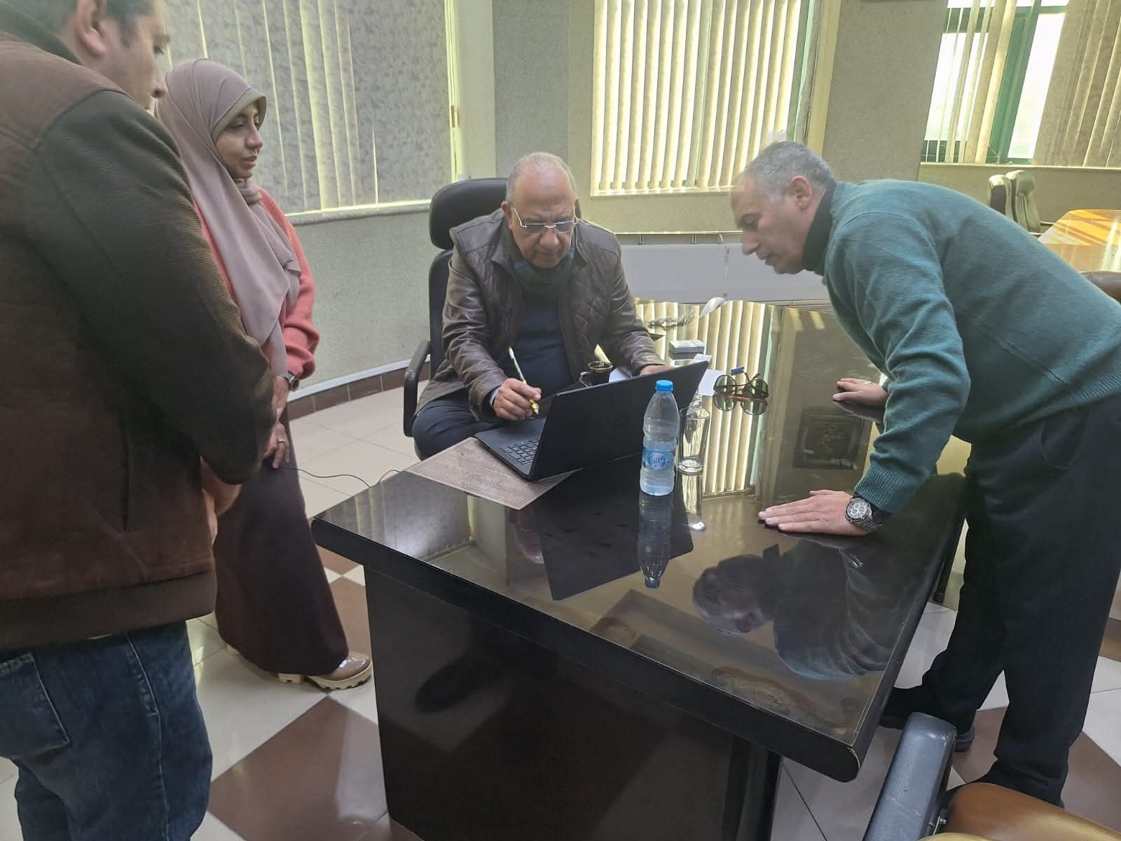 وزير الكهرباء يتفقد قطاع شبكات المدن الجديدة بمدينة العاشر من رمضان