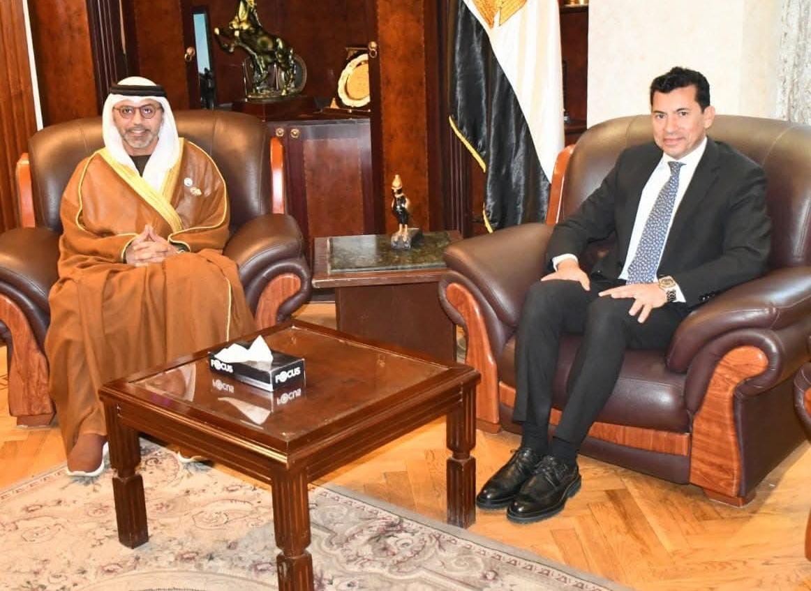 وزير الرياضة يستقبل السفير الإماراتي لبحث تعزيز ودعم التعاون في الاستثمار الرياضي